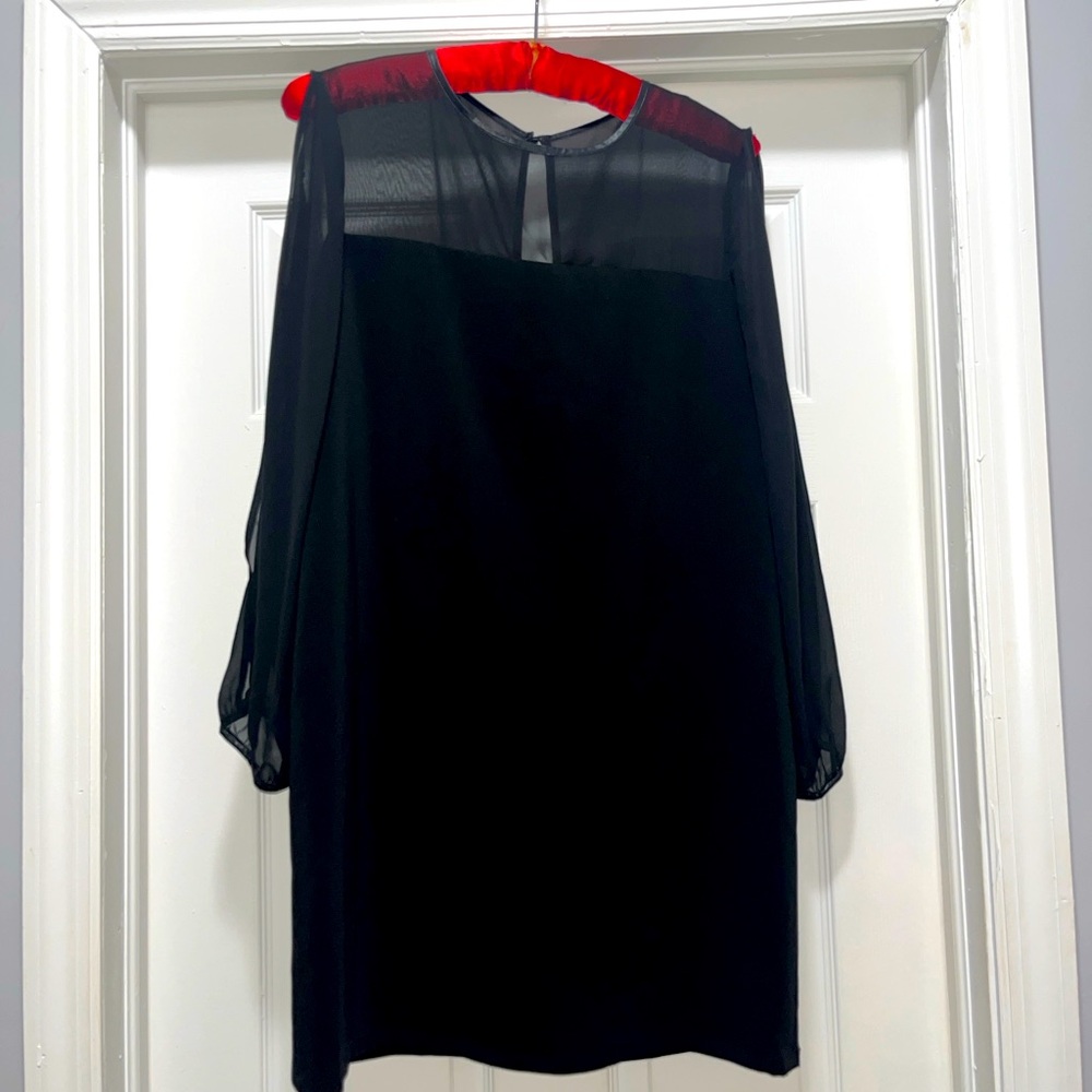 Tahari cold shoulder cocktail dress